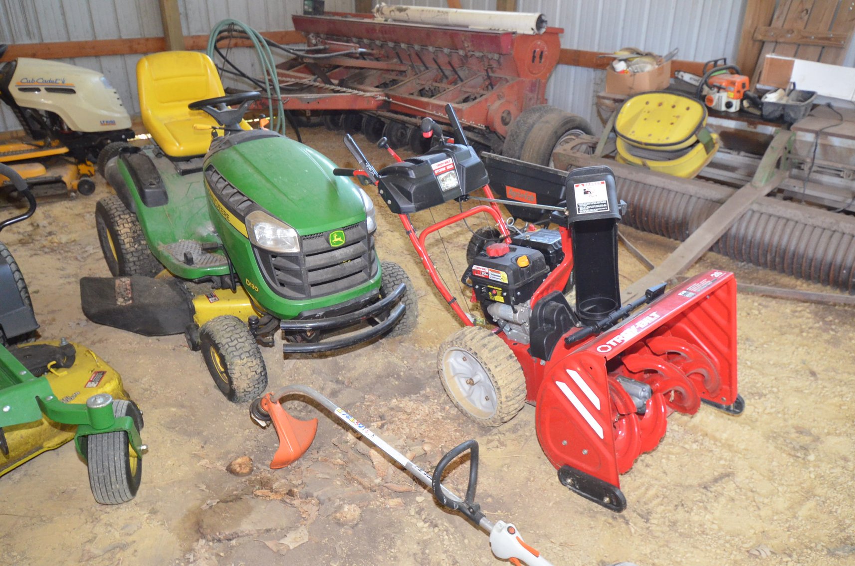 Image for TRACTORS, VEHICLES, FARM EQUIP, SHOP TOOLS, PERSONAL PROPERTY - Mondovi, WI