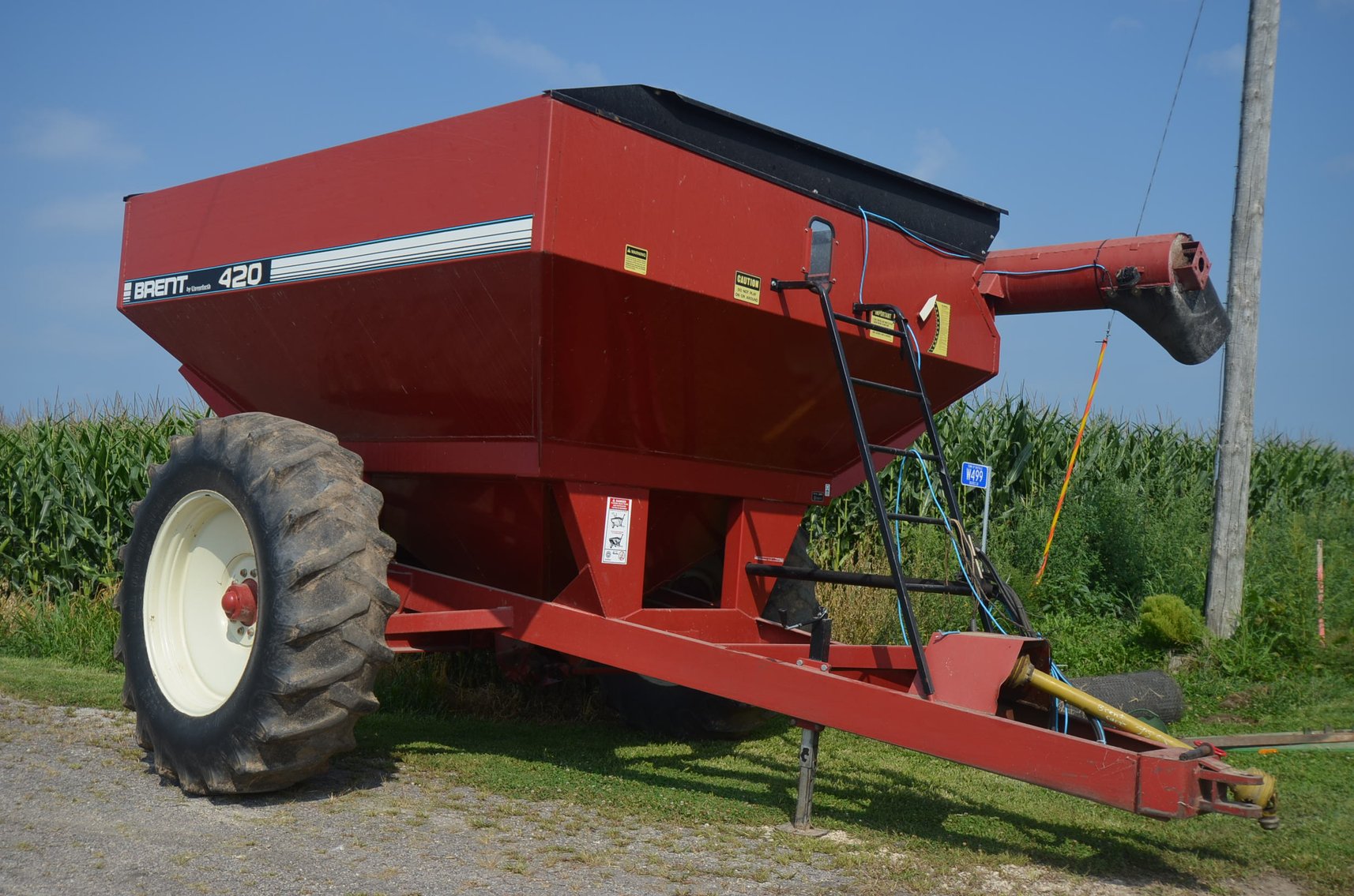 Image for JD TRACTORS, FARM EQUIPMENT, AND OTHER PERSONAL PROPERTY - Fountain City, WI