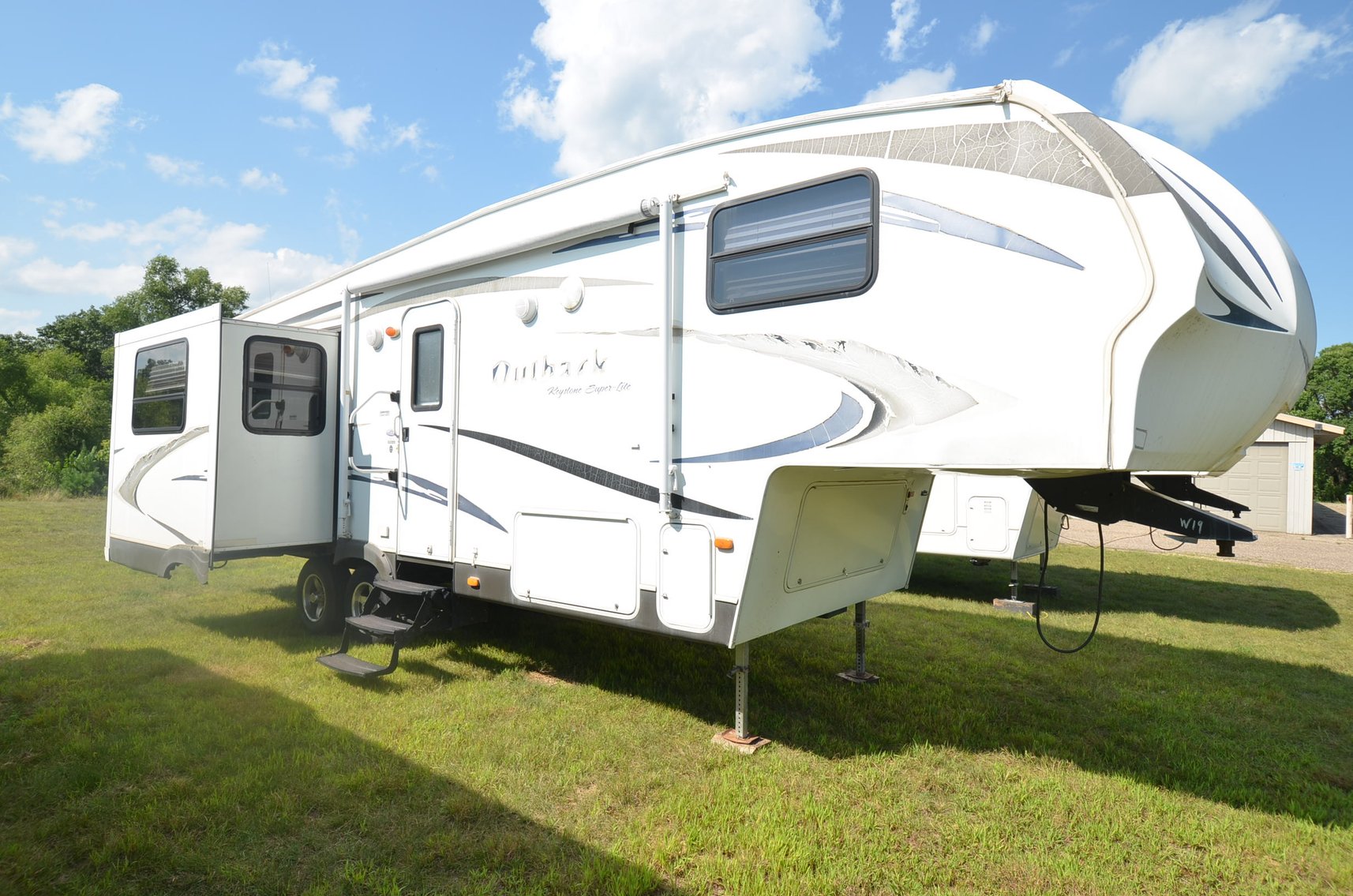 Image for BILL'S RV INVENTORY REDUCTION SALE - Mondovi, WI