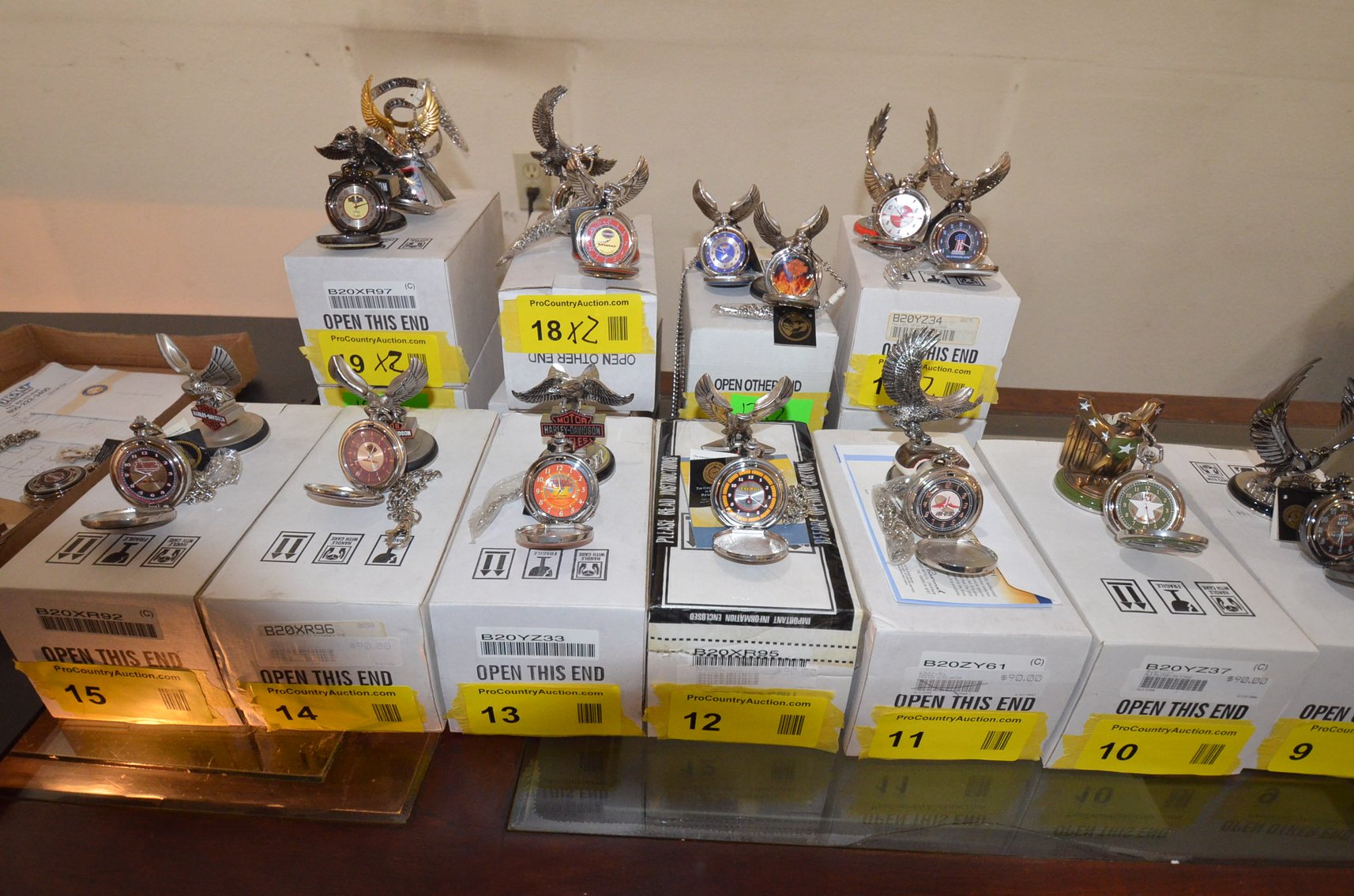 Image for HARLEY-DAVIDSON HERITAGE: COLLECTIBLES & MEMORABILIA - St.Charles, MN