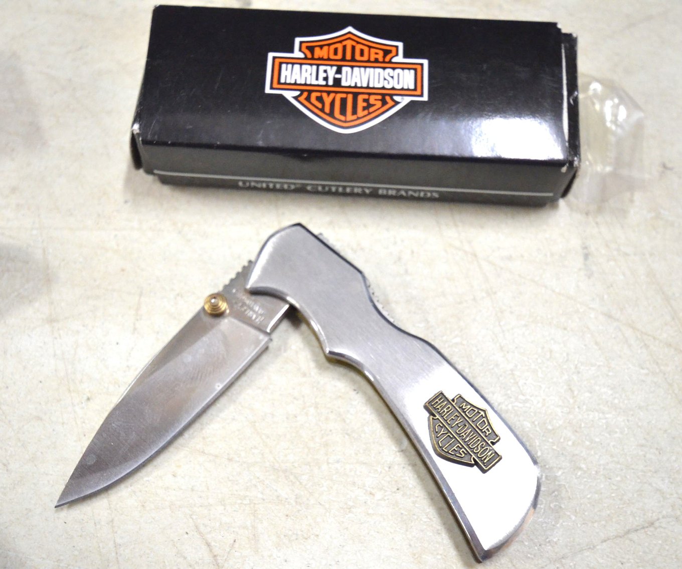 Image for HARLEY-DAVIDSON HERITAGE: COLLECTIBLES & MEMORABILIA - St.Charles, MN