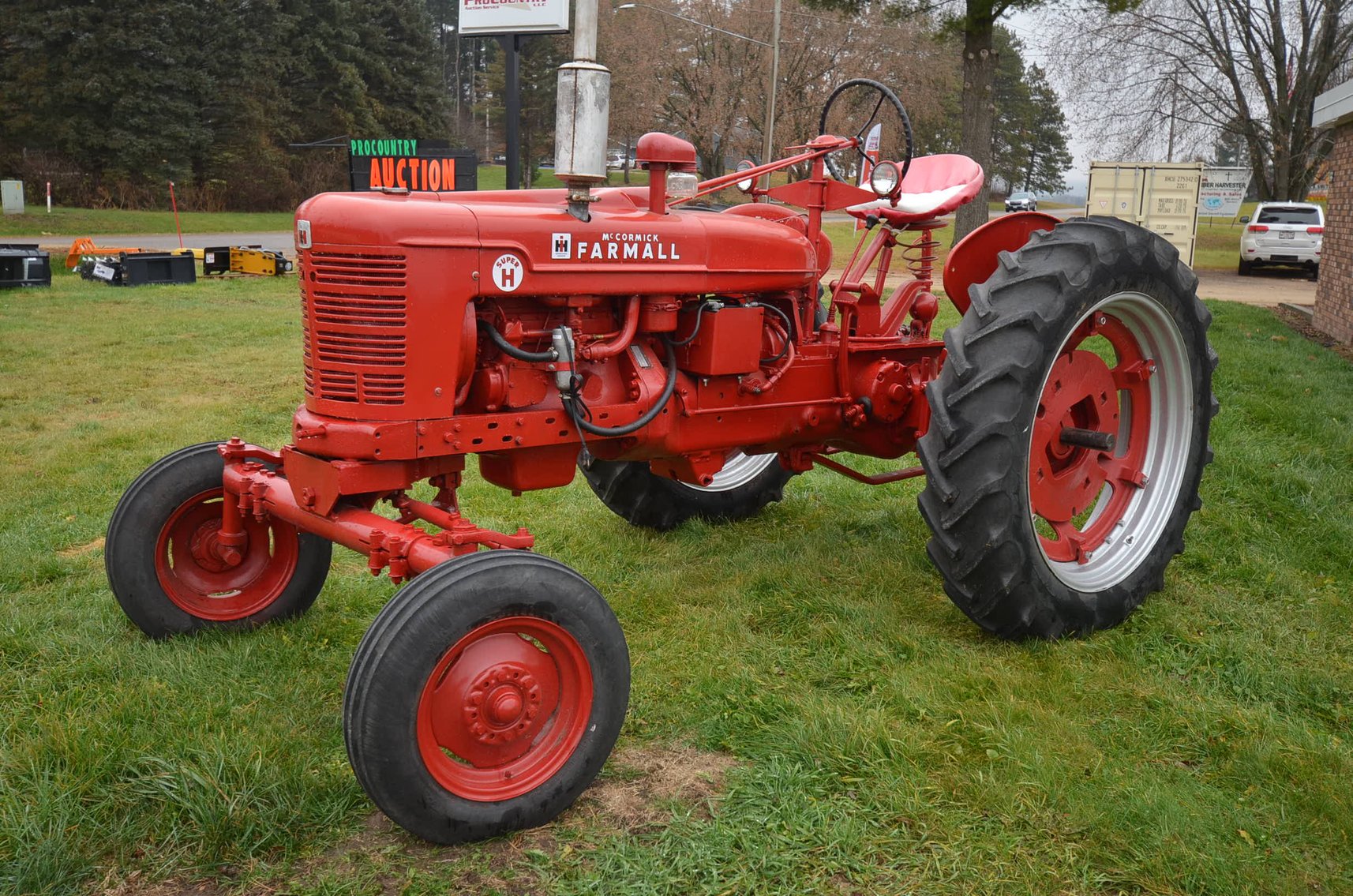Image for SHIPPING CONTAINERS, FARMALL TRACTOR, SILVER COINS, AND MORE! - Mondovi, WI