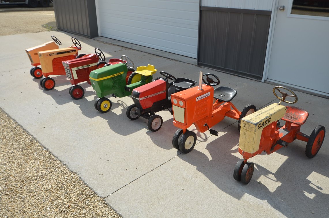 Image for VINTAGE TRACTORS, STEAM ENGINES, AND MORE - Fountain City, WI