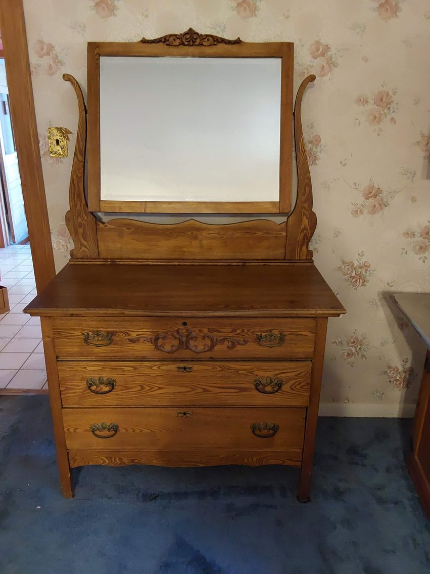 Image for Sizzling August Estate Auction
