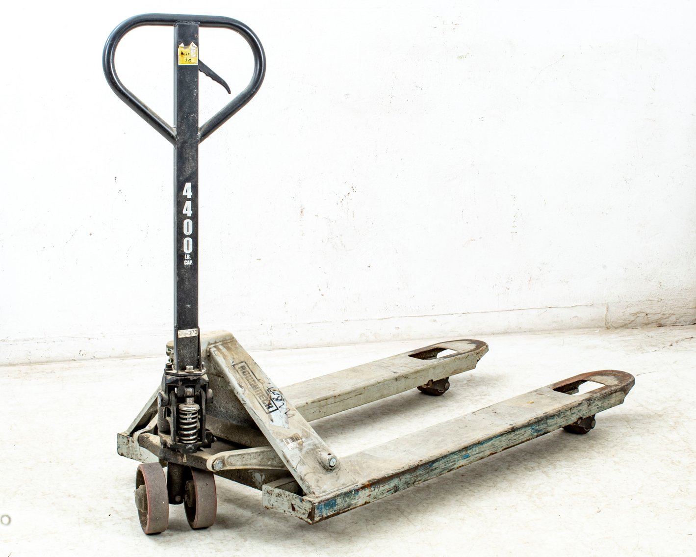Image for Yellow Gallery Tool Auction