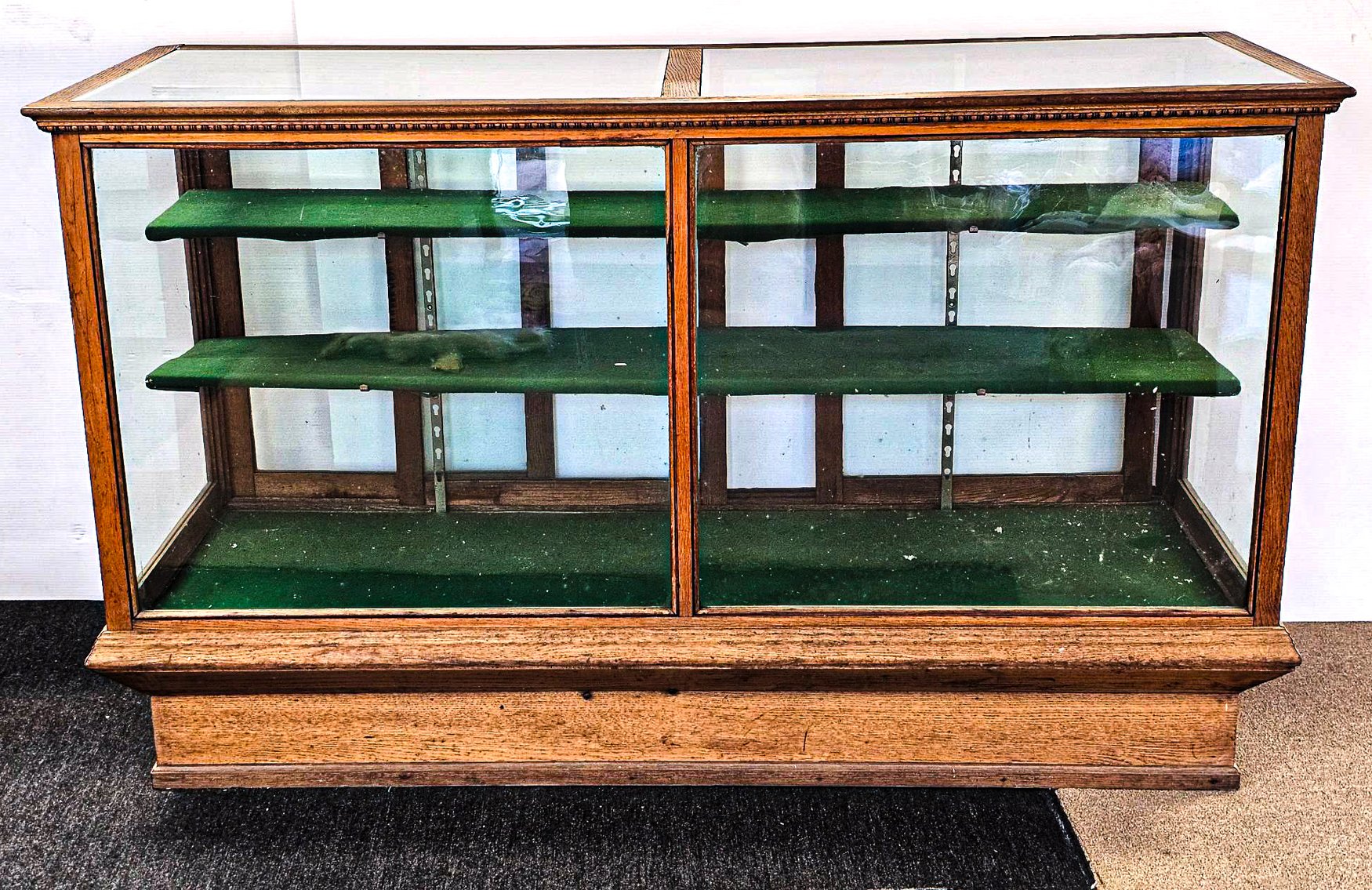 Image for Baldwin, GA - Onsite Antiques & Estate Items Online Auction