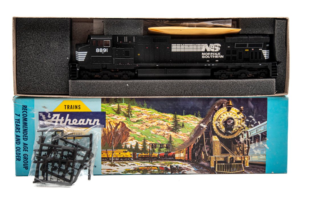 Image for Pink Gallery - Model Trains & Cars