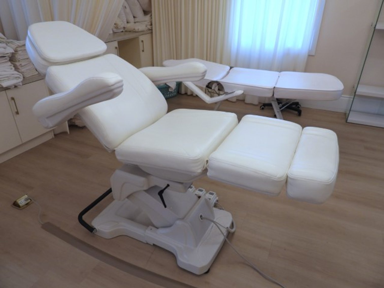 Image for Premier Medical Spa Assets Auction - (beside Guelph General Hospital)