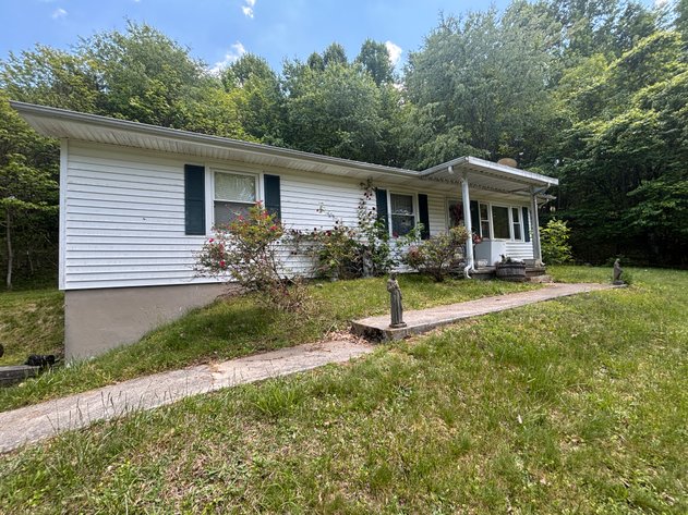 Image for Oscar E. Tate * Auction Sat. July 25 @ 10 A.M. * 17369 Buffalo Pond Rd. Bristol, VA