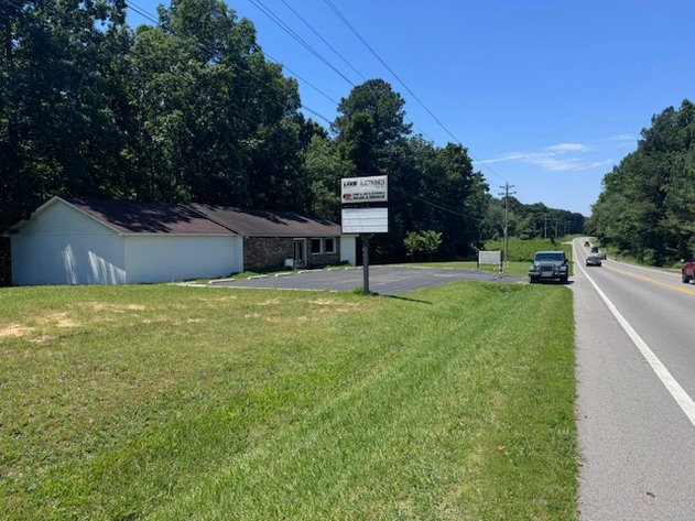 Image for Premium Commercial Location on Highway 100 - Building & 1 Acre
