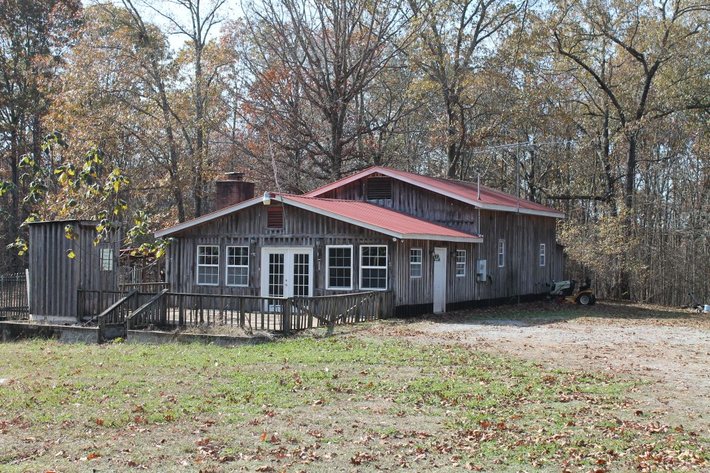 Image for Rustic Retreat / Country Getaway on 16+ Acres 1 Hour West of Nashville