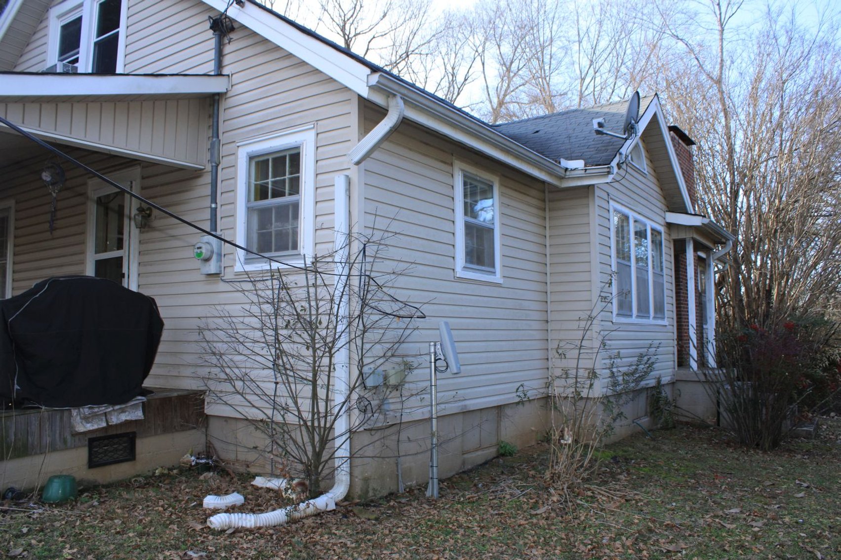 Image for Fixer-Upper in Scotts Hill - Decatur County (TN River Country)