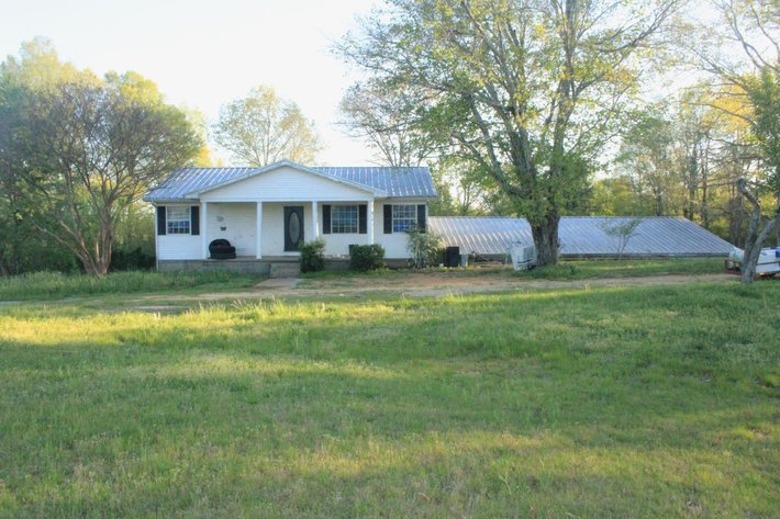 Image for House and 4.4 acres - Summertown Hwy - Lewis County