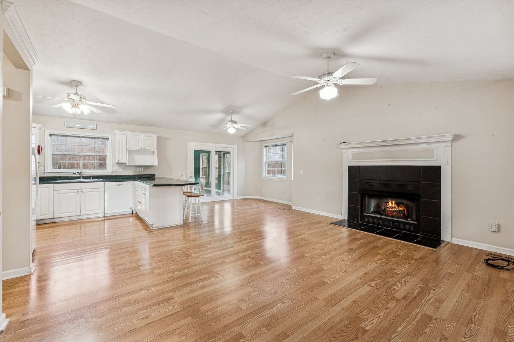 Image for Forrest Glenn Estate - Home & 5.89 acres in Fairview