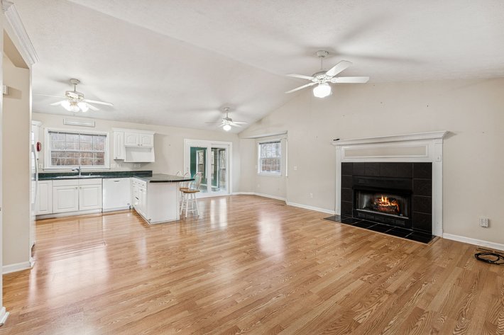 Image for Forrest Glenn Estate - Home & 5.89 acres in Fairview