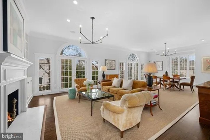 Image for $2.8 Million McLean Mansion Luxury Downsizing Auction
