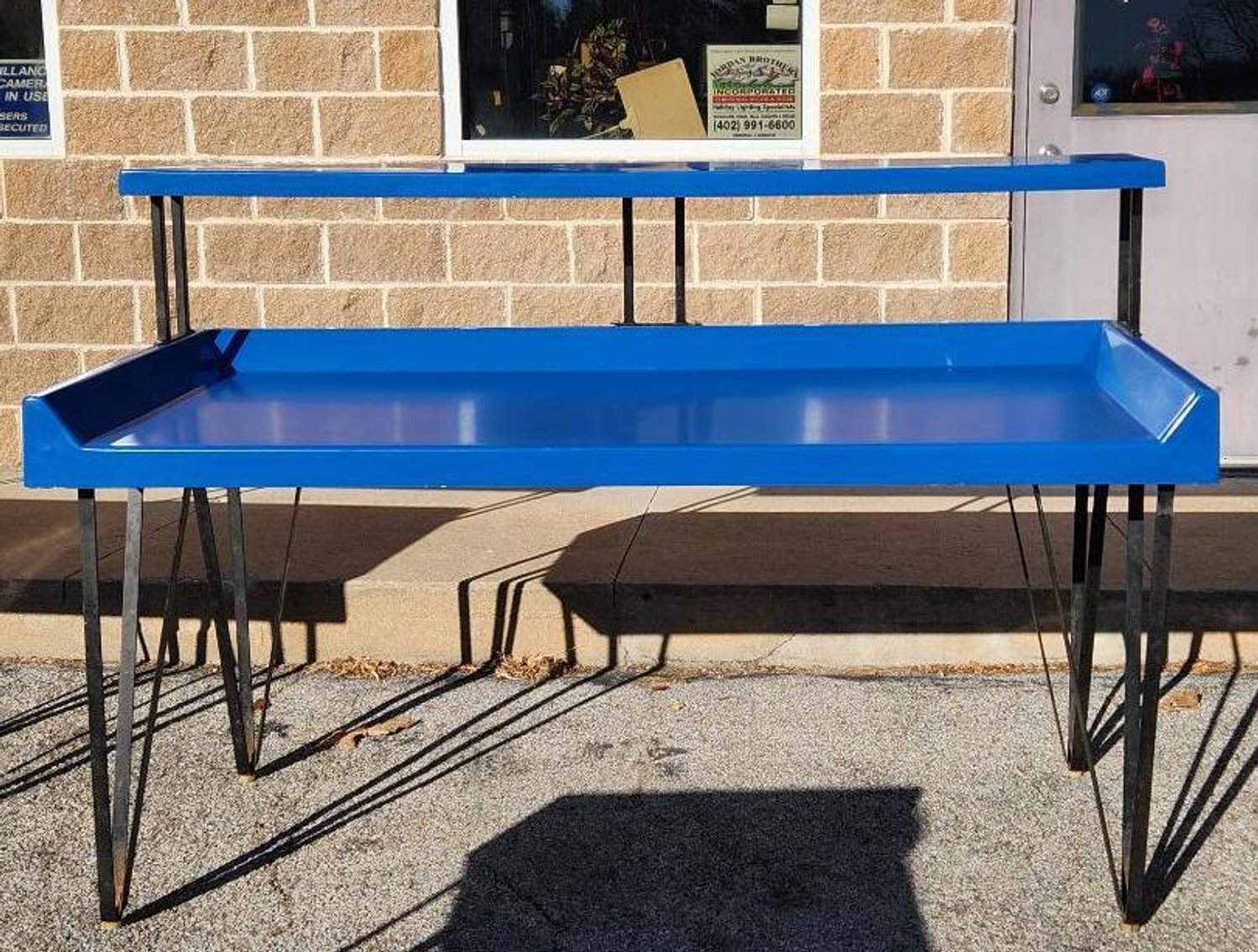 Image for Work Tables, Break Room Furniture, Laundromat Folding Tables, Seating, Commercial Washers