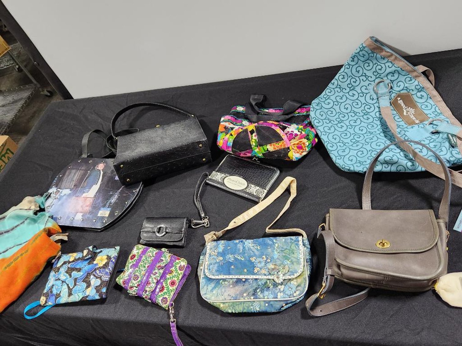 Image for Massive Vintage Antiques & Collectibles Auction from Lifelong Omaha Collector