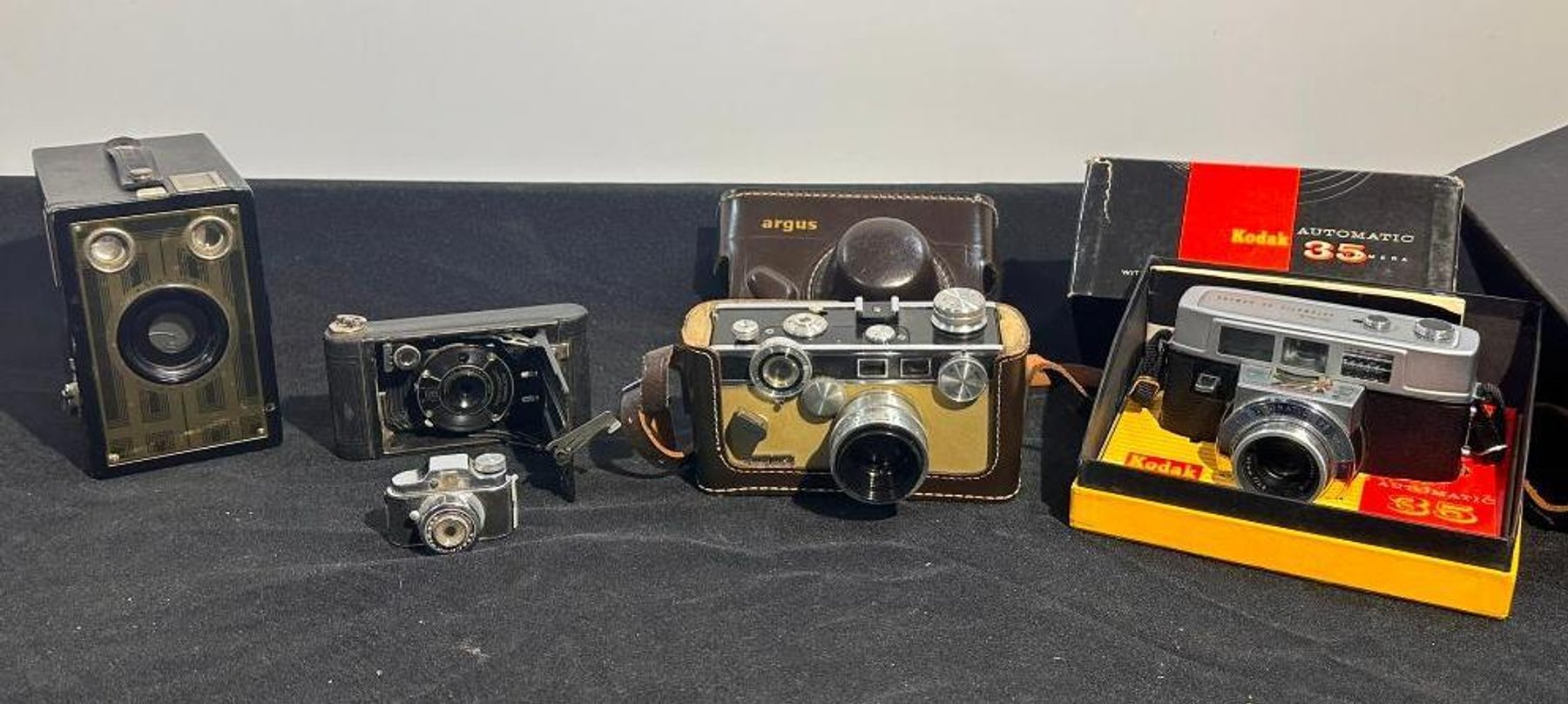 Image for Massive Vintage Antiques & Collectibles Auction from Lifelong Omaha Collector