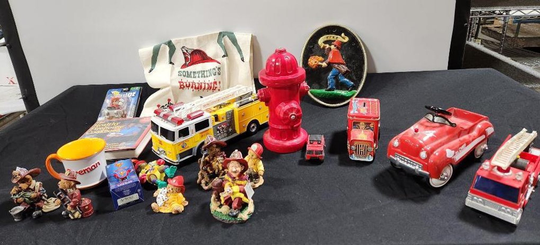 Image for Massive Vintage Antiques & Collectibles Auction from Lifelong Omaha Collector