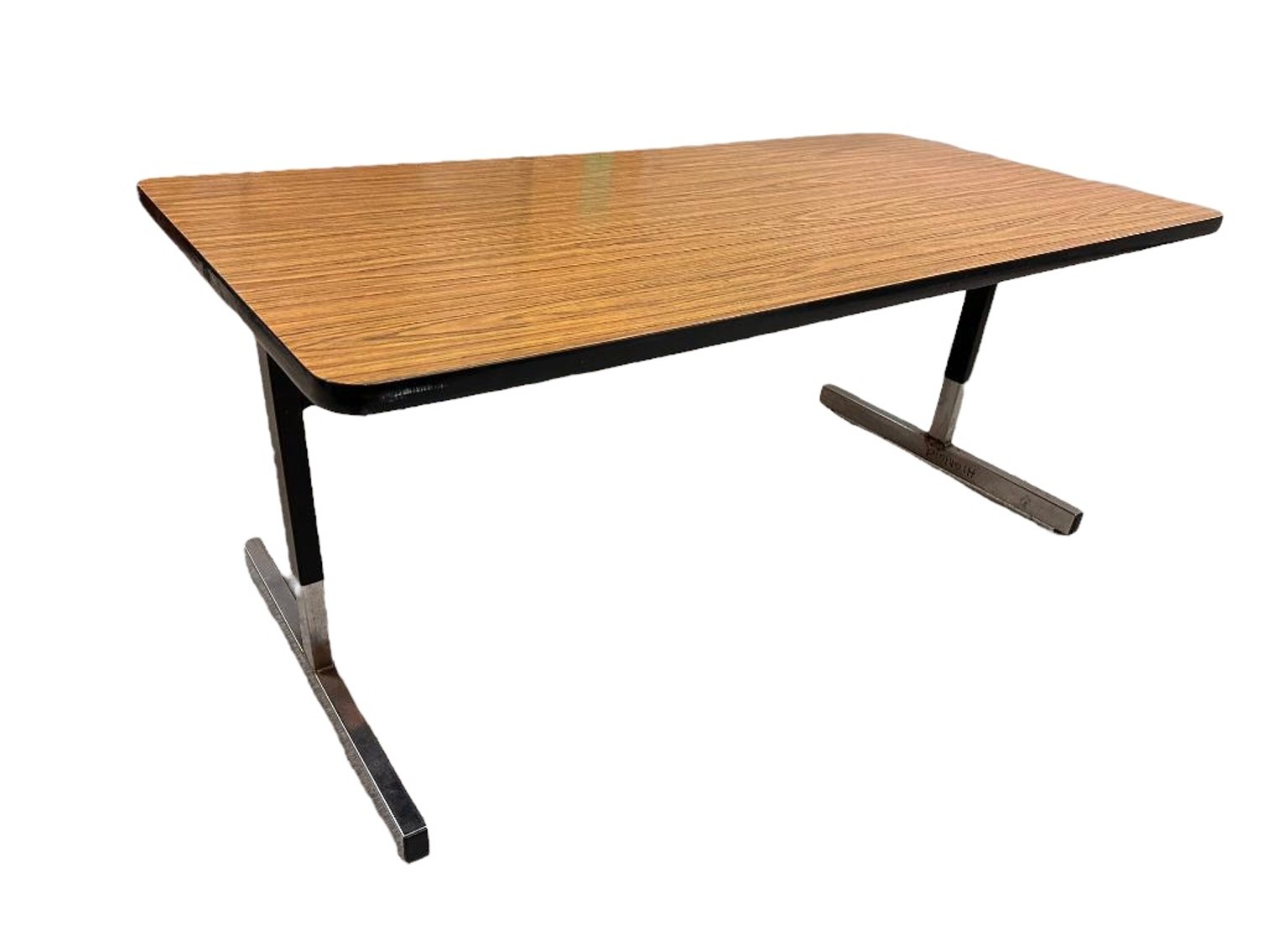 Image for Omaha Public Schools Surplus Liquidation - Southroads Bellevue Location