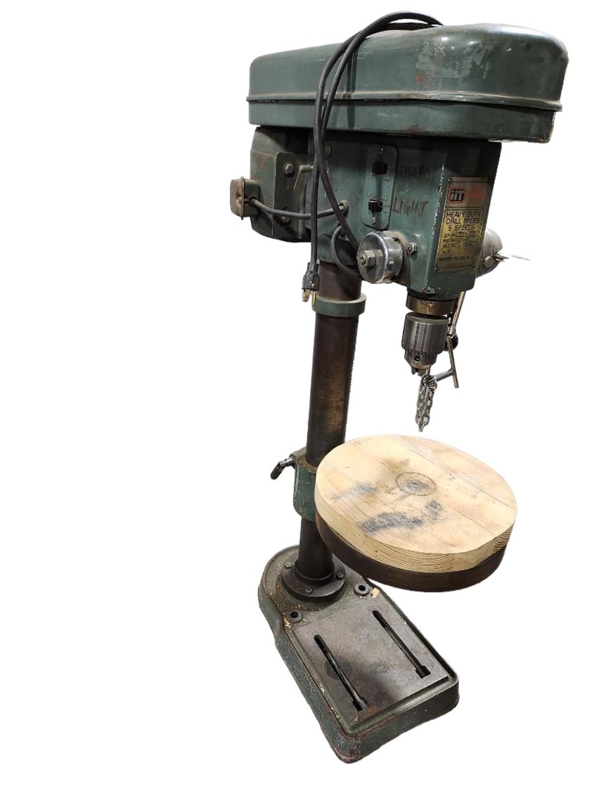 Image for Short-Notice Tools and Collectibles Timed Auction