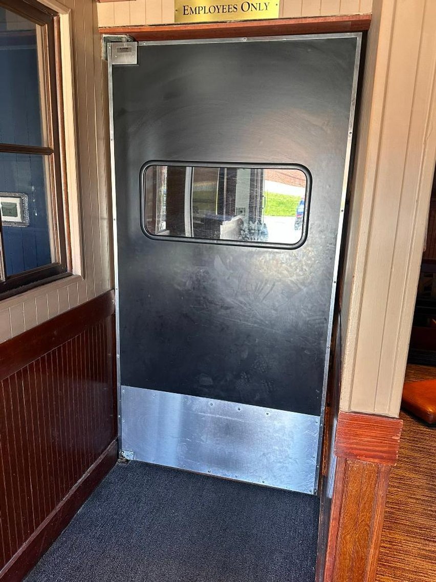 Image for Late Model Restaurant Equipment, Exc. Cond. Omaha