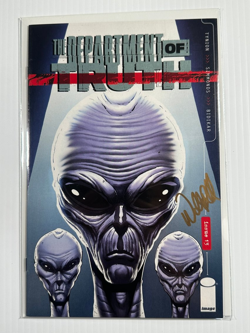 Image for COMICS - GRADED, SIGNED - 500+ LOTS