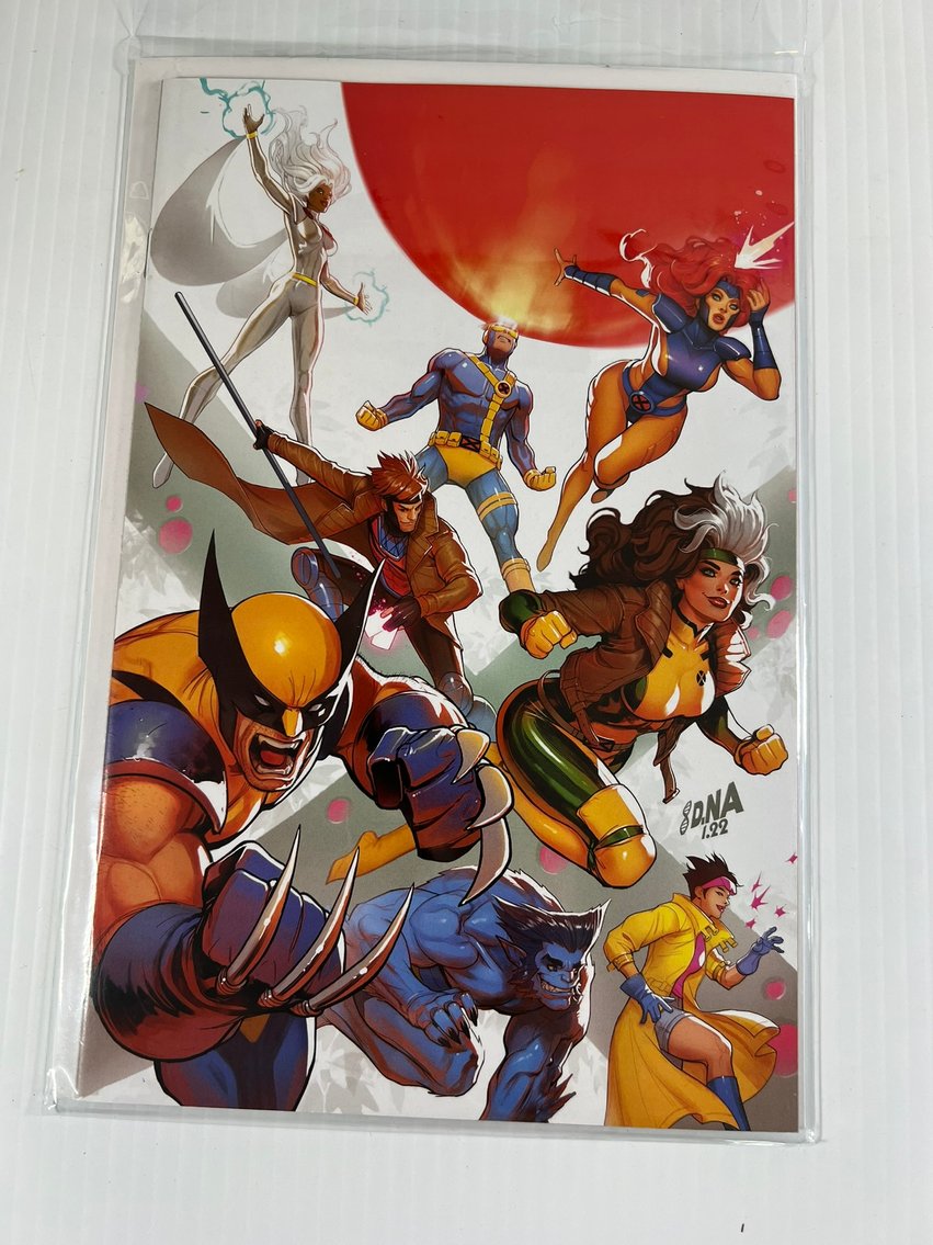 Image for COMICS & COLLECTIBLES - 500+ LOTS