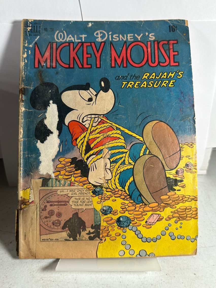 Image for COMICS & COLLECTIBLES - 600+ LOTS