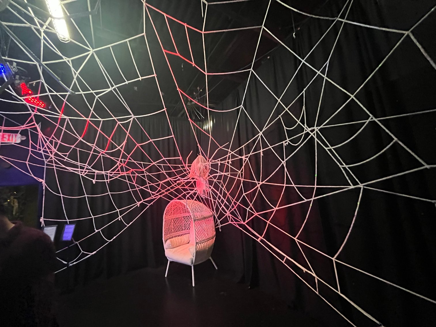 Image for 10,000sf INDOOR ATTRACTION - LIGHTING, EQUIPMENT, DECOR