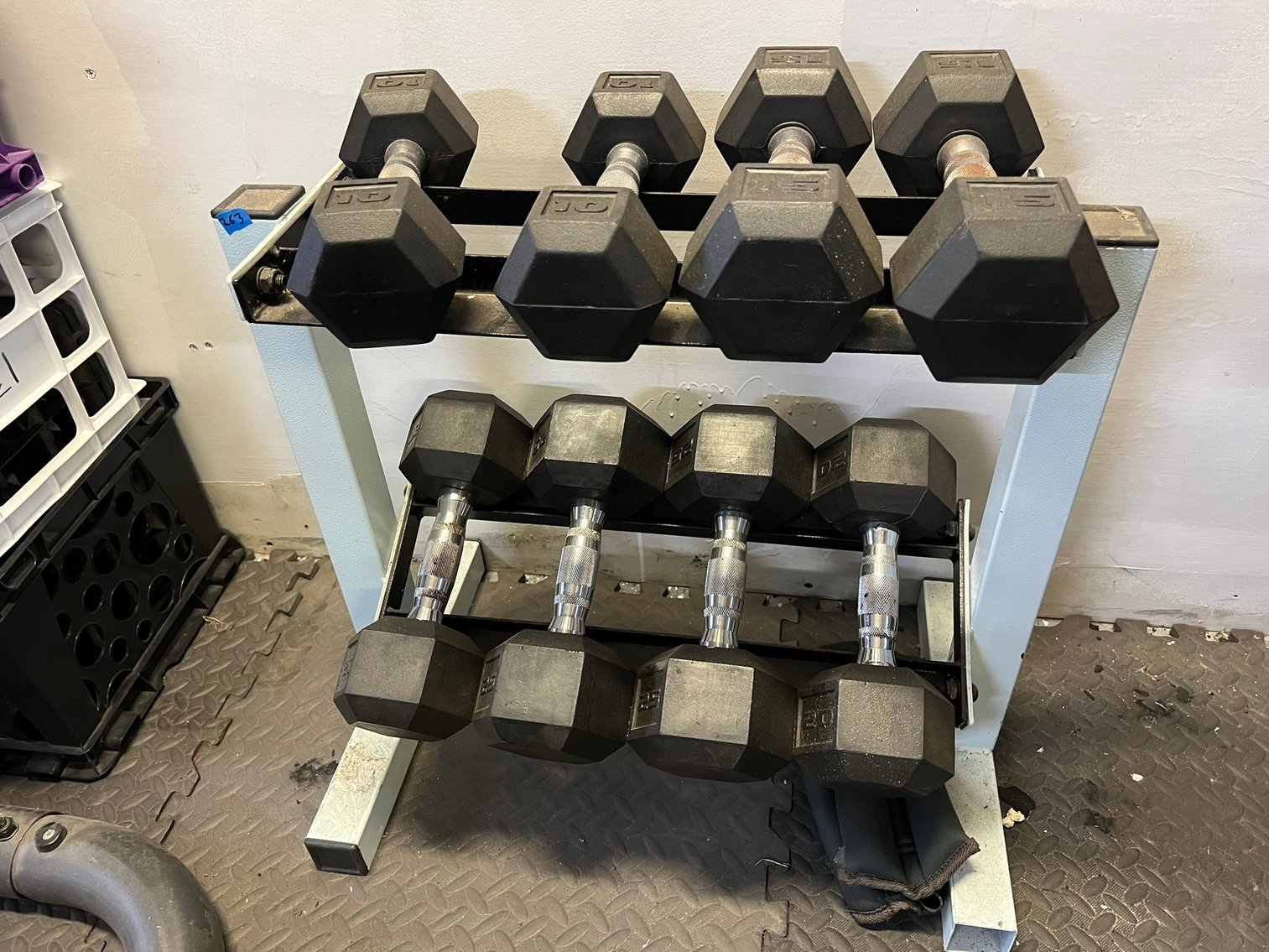 Image for BUSINESS LIQUIDATION - EMBROIDERY * MORE