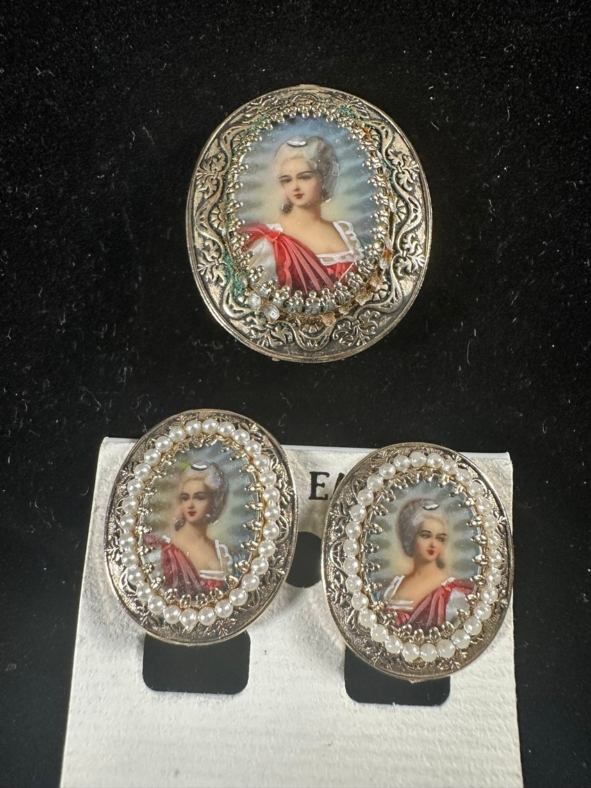 Image for ESTATE AUCTION - JEWELRY & MORE