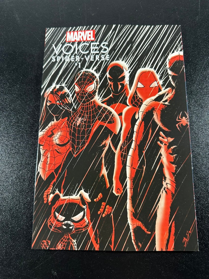 Image for COMICS, TOYS, COLLECTIBLES - 400+ LOTS