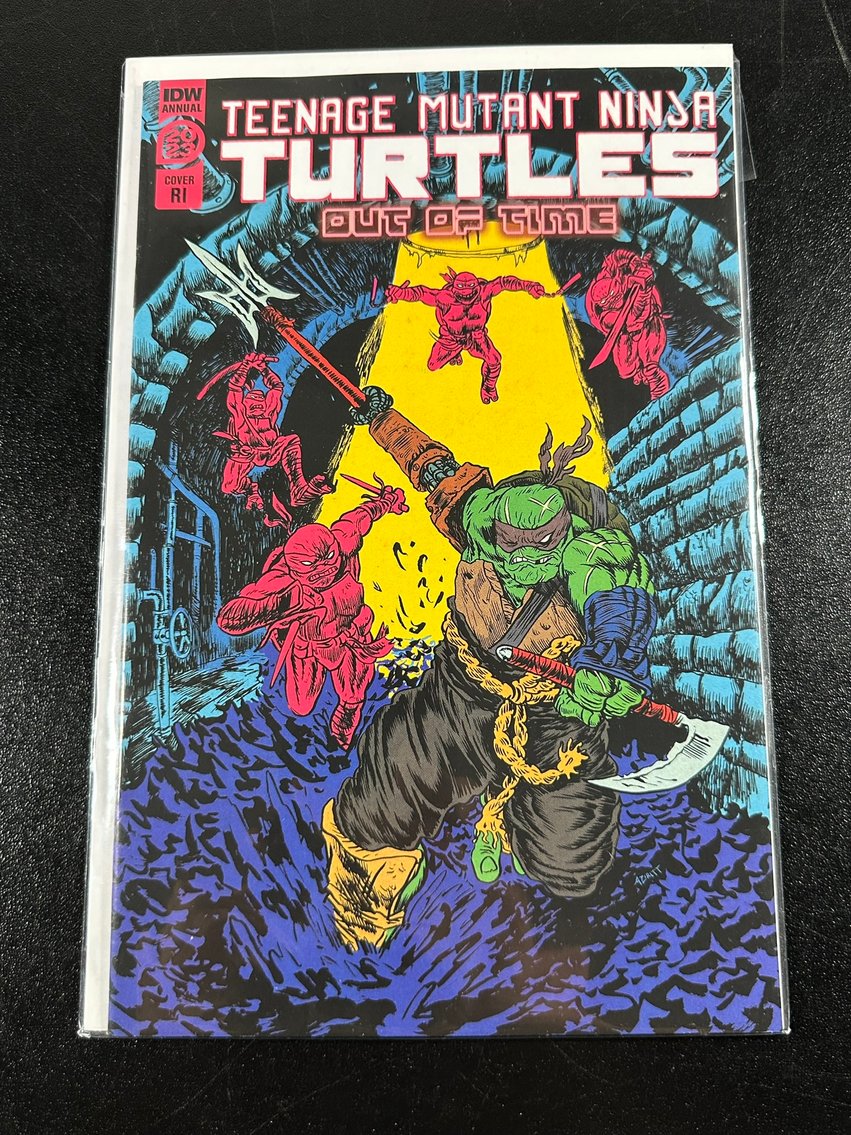 Image for COMICS, TOYS, COLLECTIBLES - 400+ LOTS