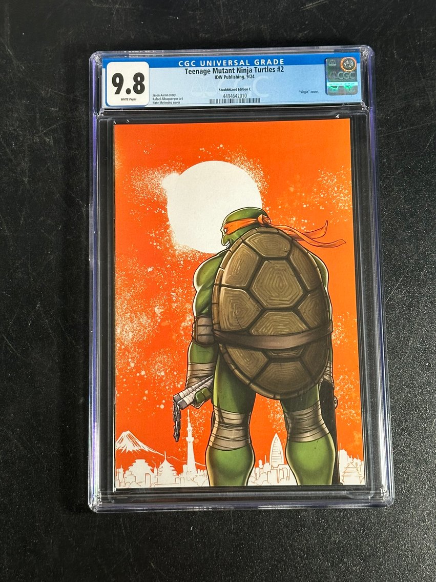 Image for COMICS & COLLECTIBLES - 300+ LOTS
