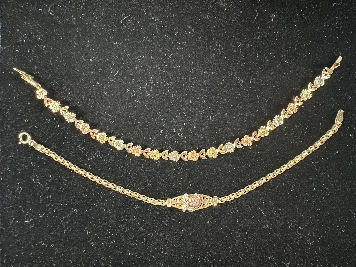 Image for ESTATES - COSTUME JEWELRY, COLLECTIBLES & MORE