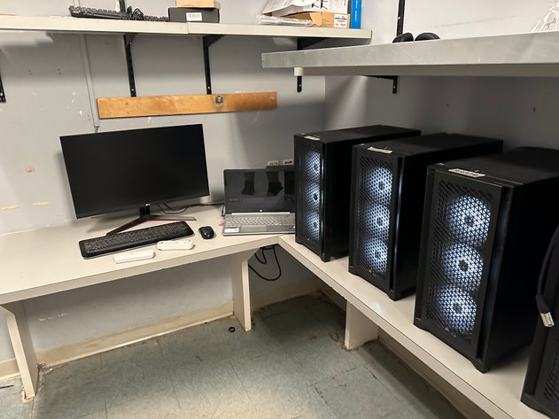 Image for **SHORT NOTICE** IMMERSIVE EXPERIENCE LIQUIDATION - ABSOLUTE