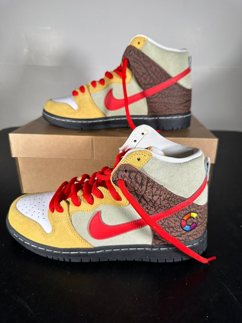 Image for COMICS, FUNKOS, NIKE / JORDAN SNEAKERS & MORE