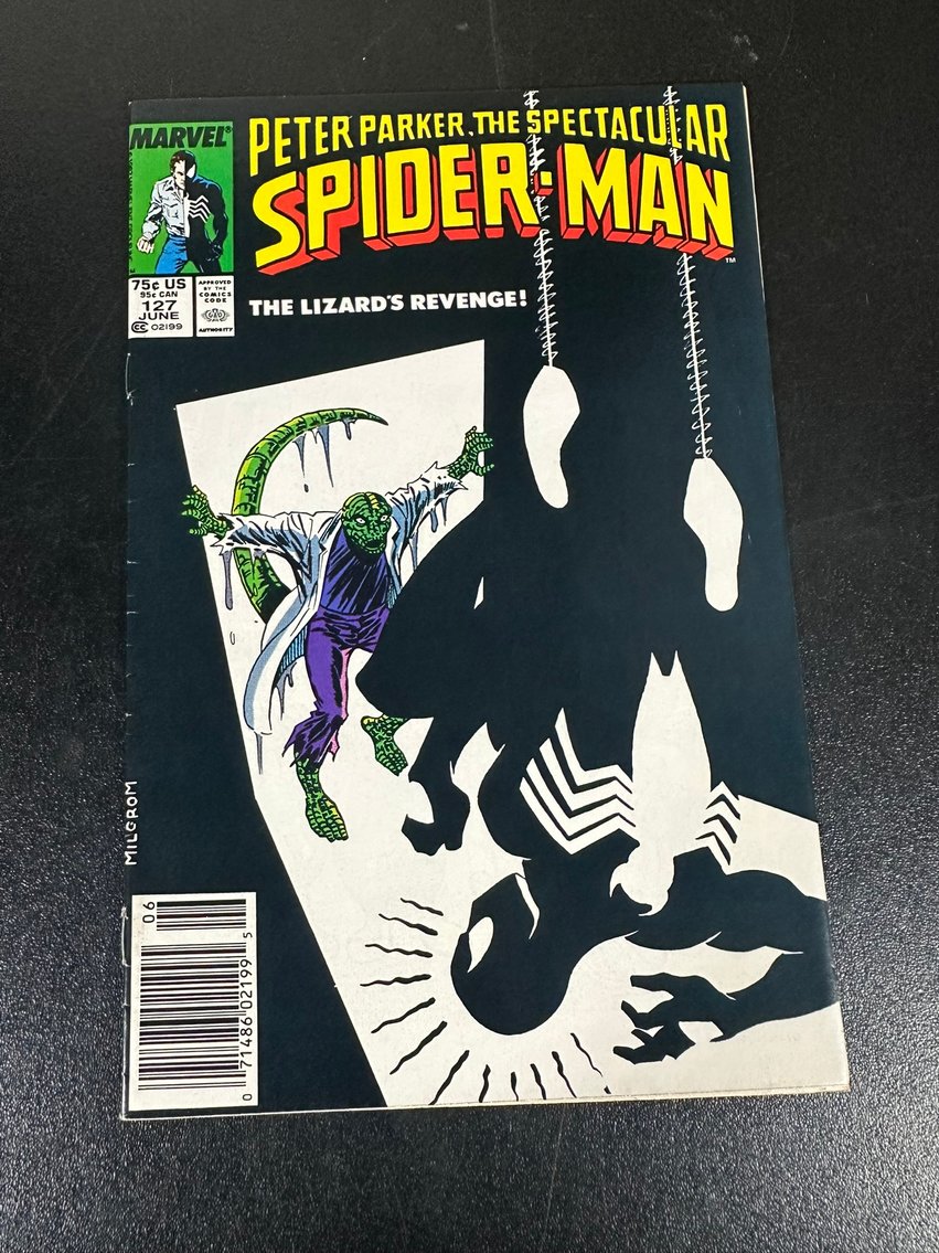 Image for COMICS & COLLECTIBLES - 400+ LOTS