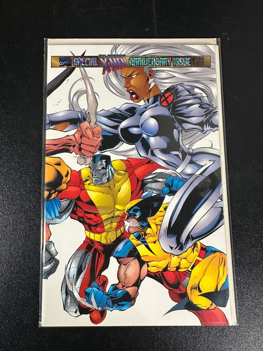 Image for COMICS & COLLECTIBLES - 400+ LOTS