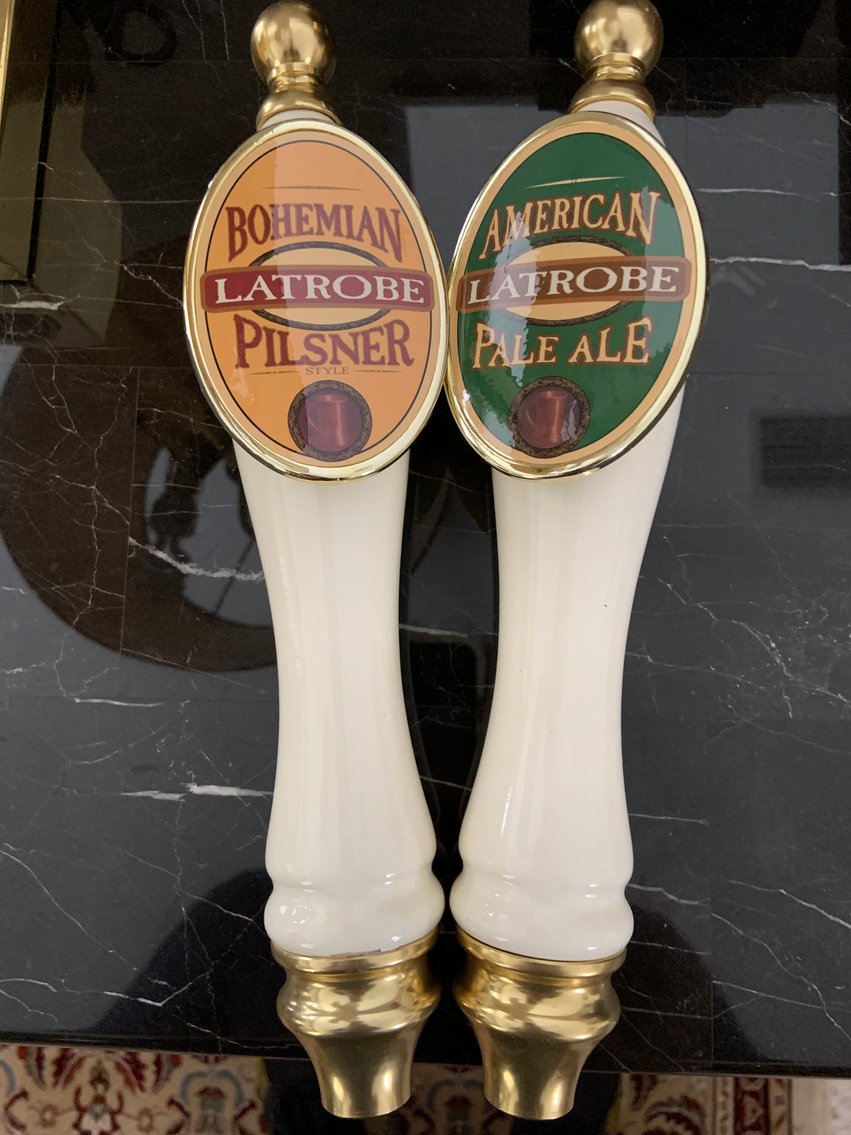 Image for BEER MEMORABILIA - NEON SIGNS, MIRRORS, GLASSWARE - ABSOLUTE