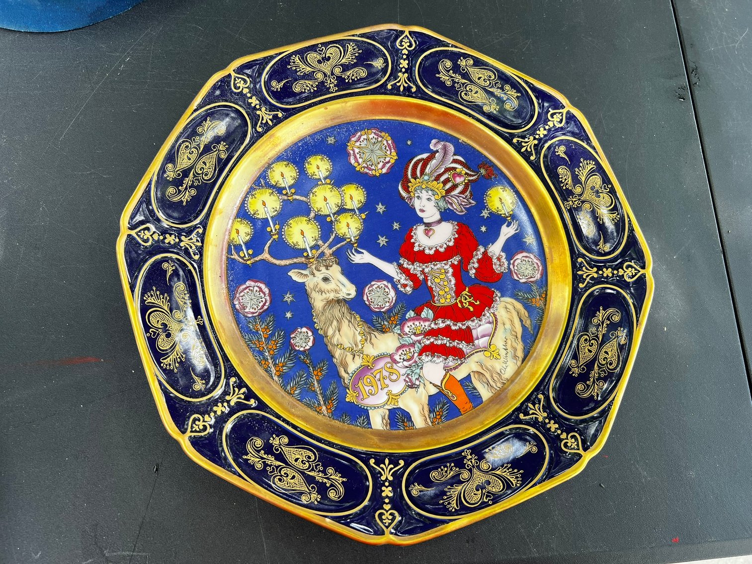 Image for ESTATES - JEWELRY, MEMORABILIA, COLLECTIBLES & MORE