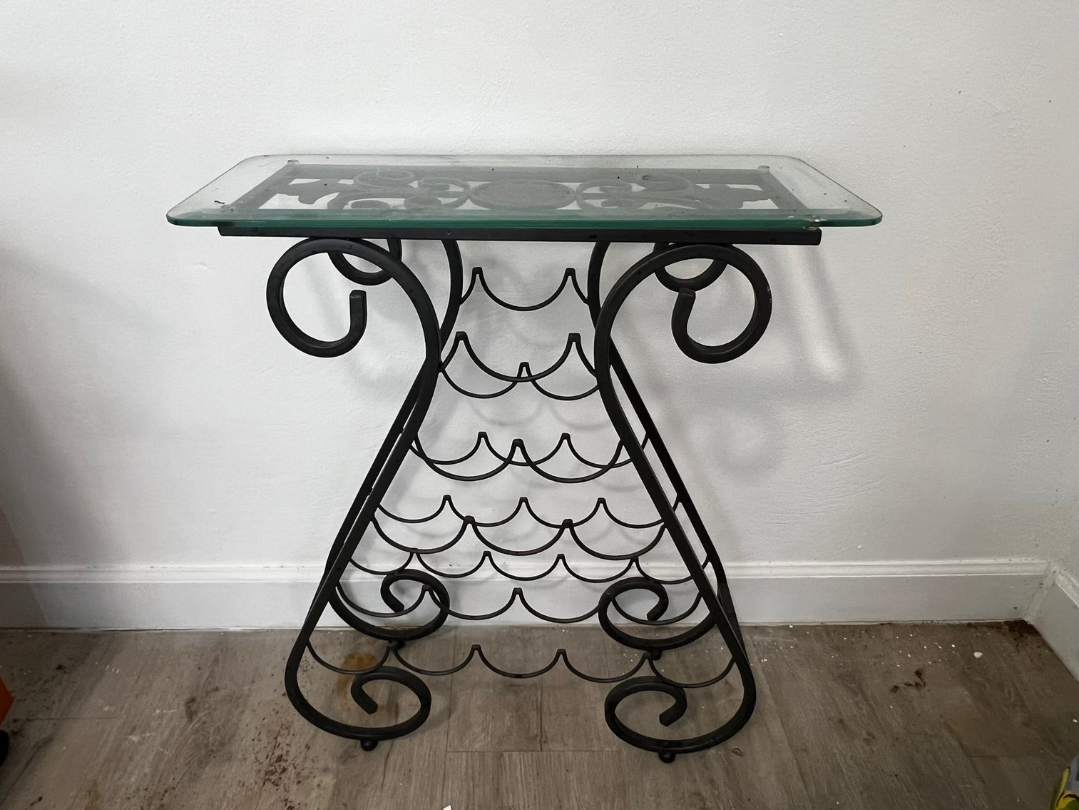 Image for ESTATE AUCTION - ARTWORK, COLLECTIBLES, LEATHER FURNITURE & MORE