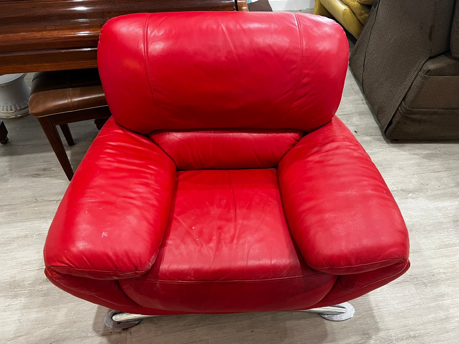 Image for ESTATE AUCTION - ARTWORK, COLLECTIBLES, LEATHER FURNITURE & MORE