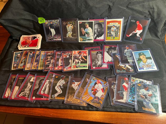 Image for ESTATE - VINTAGE BASEBALL, POKEMON CARDS