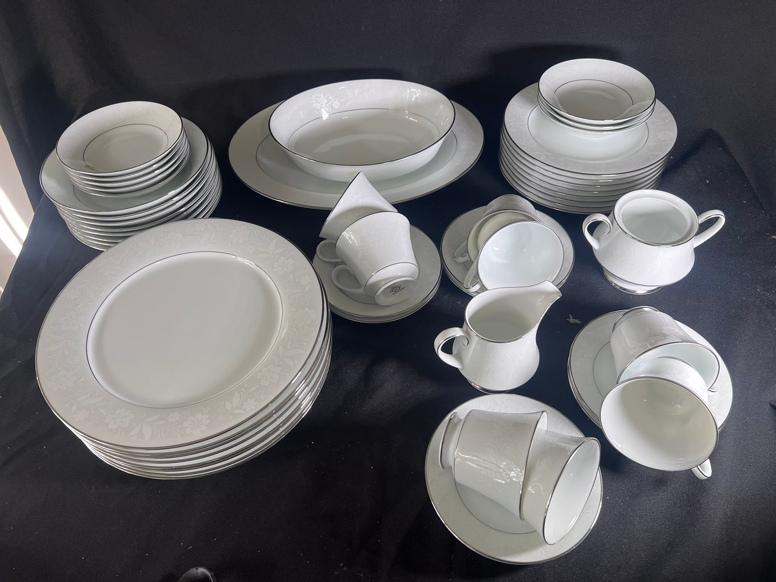 Image for ESTATE - JEWELRY, ANTIQUES, COLLECTIBLES +