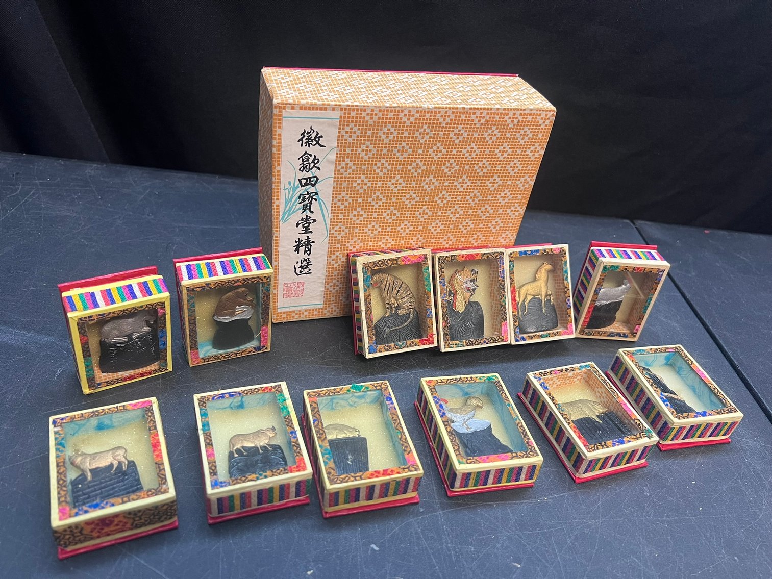 Image for ESTATE - JEWELRY, SPORTS CARDS, COLLECTIBLES - 400+ LOTS