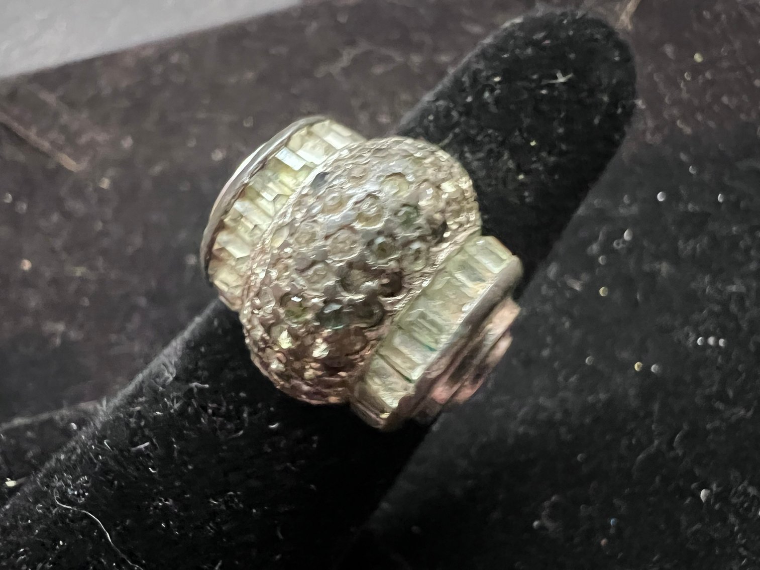 Image for ESTATE - JEWELRY, SPORTS CARDS, COLLECTIBLES - 400+ LOTS