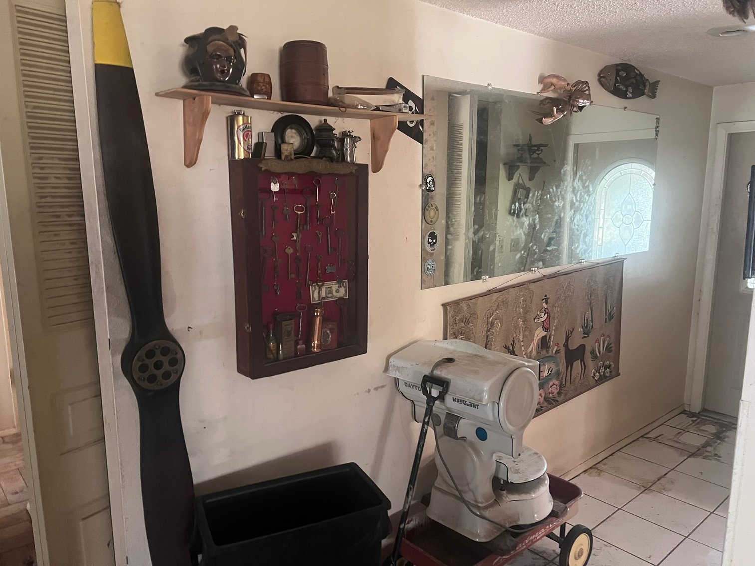 Image for ESTATE - NAPLES, FL - ANTIQUES, SLOT MACHINES, NISSAN VAN+ DAY 2 OF 2